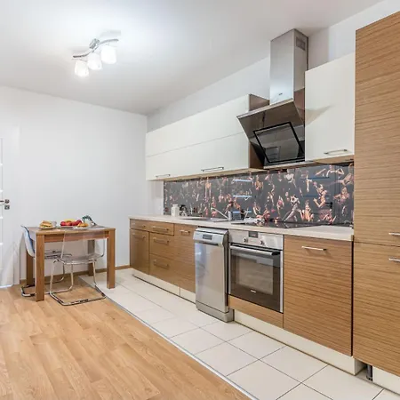 Direct - Charming Place, 5 Minutes To Old Town