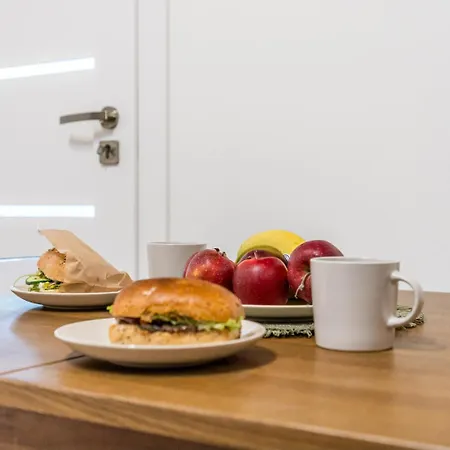 Direct - Charming Place, 5 Minutes To Old Town Проживание в семье Гданьск