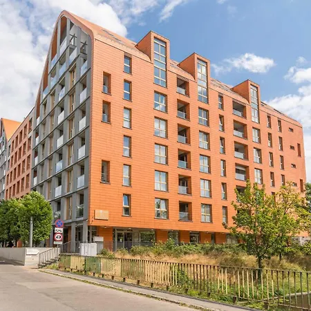 Проживание в семье Direct - Charming Place, 5 Minutes To Old Town